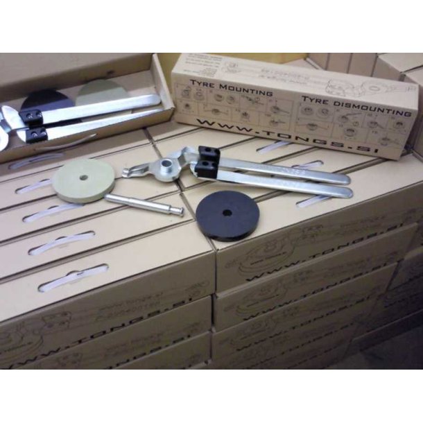 Stina dekktang med 2 plastinnlegg til felg, dette mener vi er den beste dekktangen